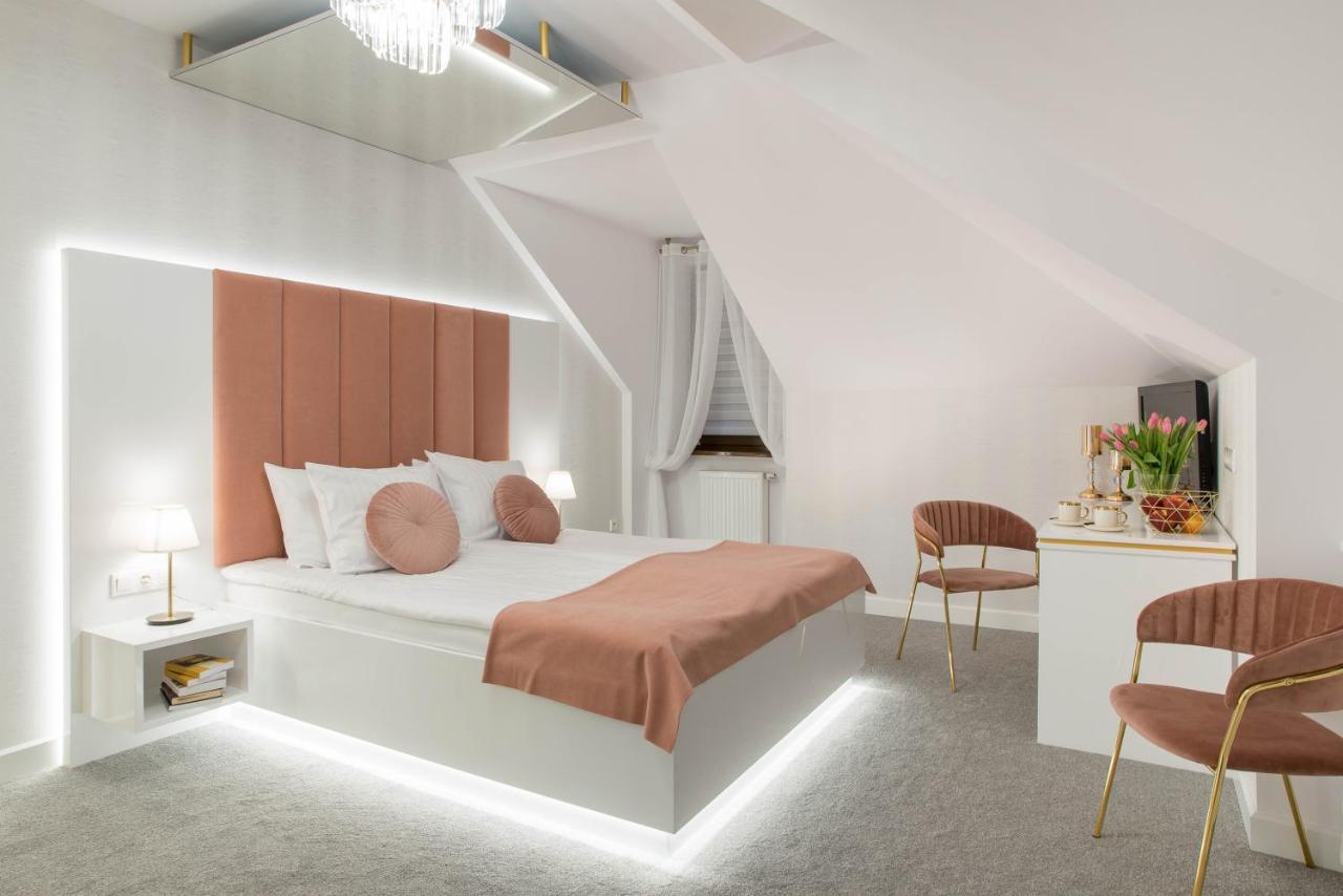 Hotel Nowodwory Ciechanowiec Dış mekan fotoğraf