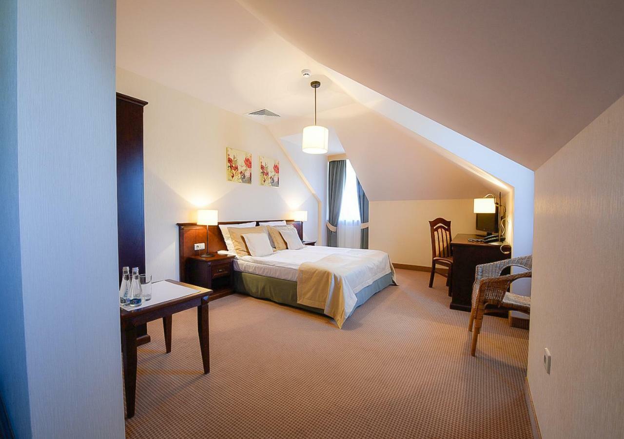 Hotel Nowodwory Ciechanowiec Dış mekan fotoğraf