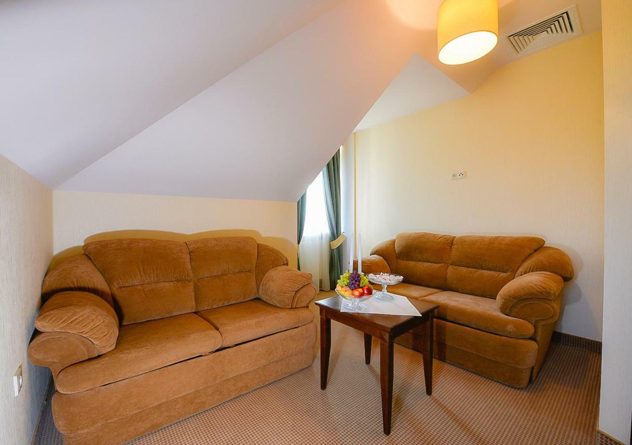 Hotel Nowodwory Ciechanowiec Dış mekan fotoğraf